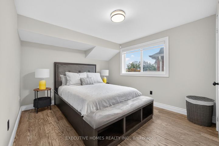 Photo 29 at 2966 Tradewind Drive, Meadowvale, Mississauga