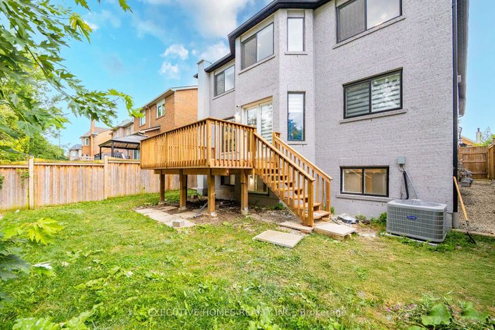 Photo 48 at 2966 Tradewind Drive, Meadowvale, Mississauga