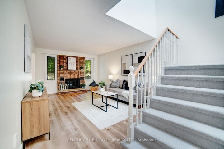 Photo 10 at 56 Sproule Drive, Downtown Brampton, Brampton