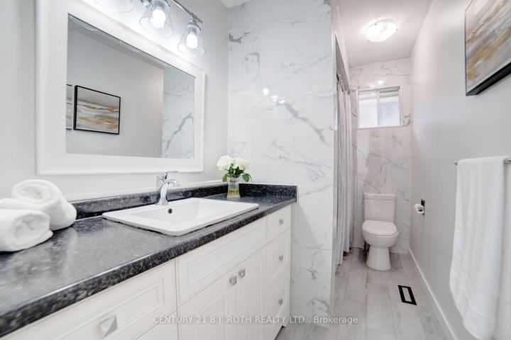 Photo 20 at 56 Sproule Drive, Downtown Brampton, Brampton