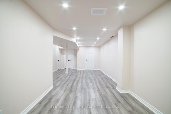 Photo 23 at 56 Sproule Drive, Downtown Brampton, Brampton