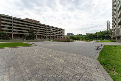 Photo 36 at PH5 - 5 Massey Square, Crescent Town, Toronto