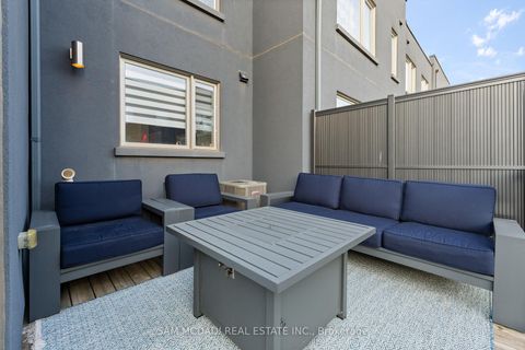 Photo 18 at 34 - 3006 Creekshore Common, GO Glenorchy, Oakville