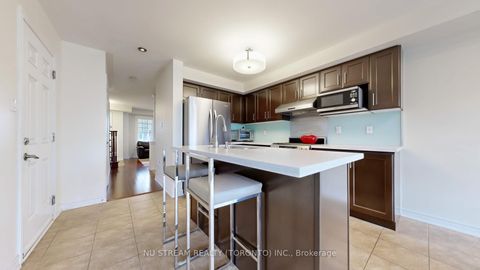 Photo 10 at 79 Stoyell Drive, Jefferson, Richmond Hill