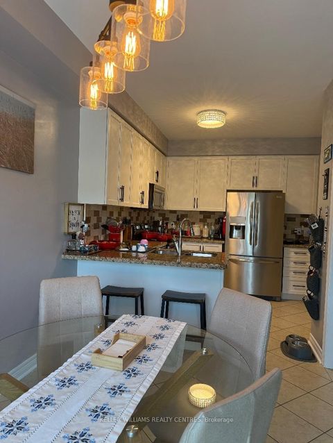 Photo 7 at 59 Condotti Drive, West Woodbridge, Vaughan Photo 7 at 59 Condotti Drive, West Woodbridge, Vaughan