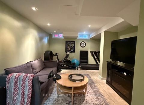Photo 14 at 59 Condotti Drive, West Woodbridge, Vaughan