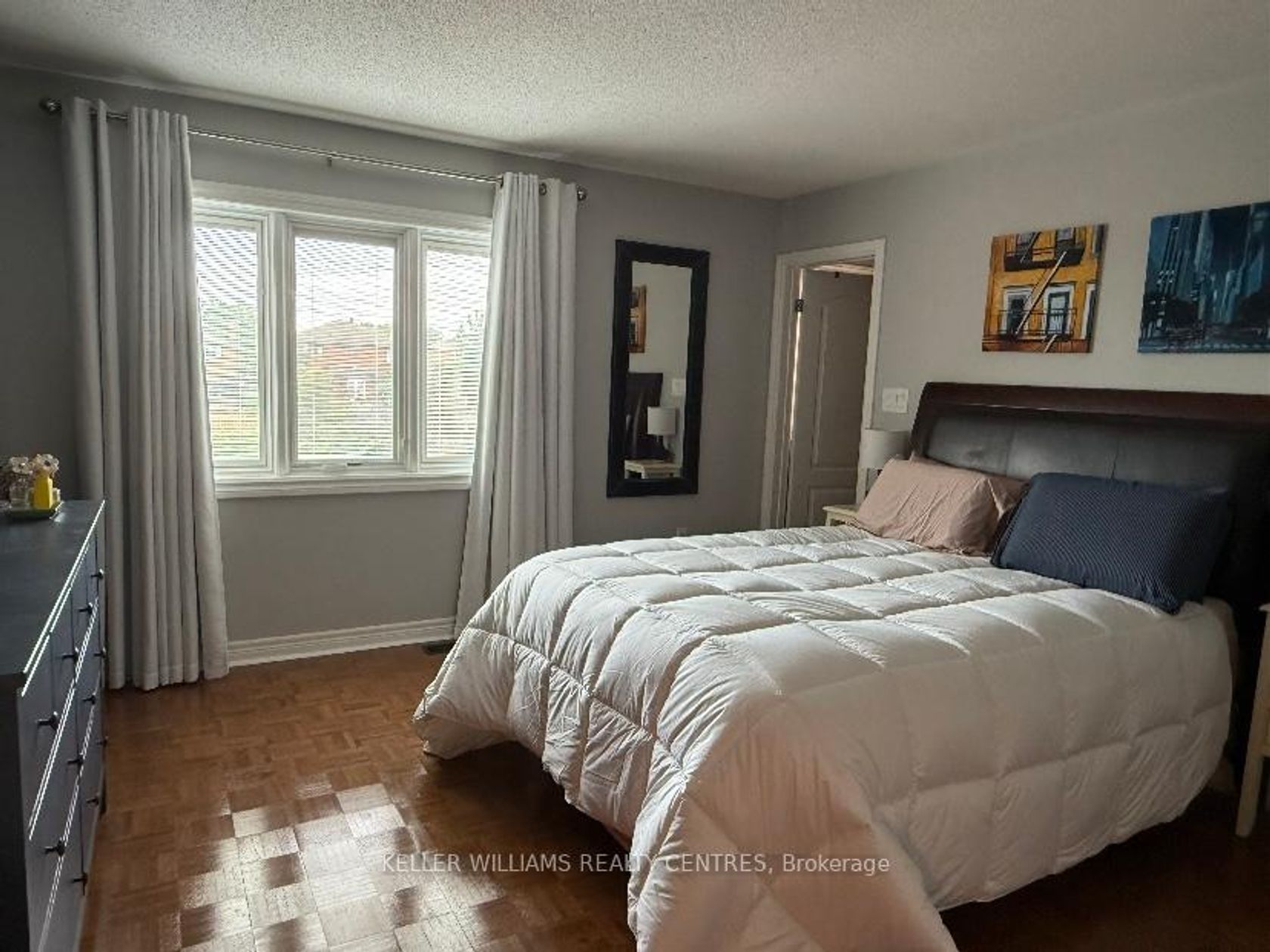 59 Condotti Drive, West Woodbridge, Vaughan by Loree Meneguzzi Real Estate 59 Condotti Drive, West Woodbridge, Vaughan