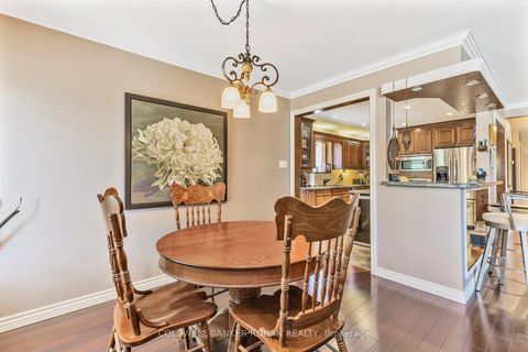 Photo 5 at 20 Hallow Crescent, Kipling, Toronto