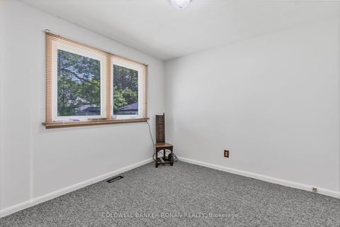 Photo 15 at 20 Hallow Crescent, Kipling, Toronto