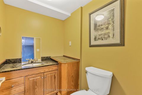 Photo 24 at 20 Hallow Crescent, Kipling, Toronto