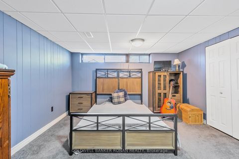 Photo 27 at 20 Hallow Crescent, Kipling, Toronto