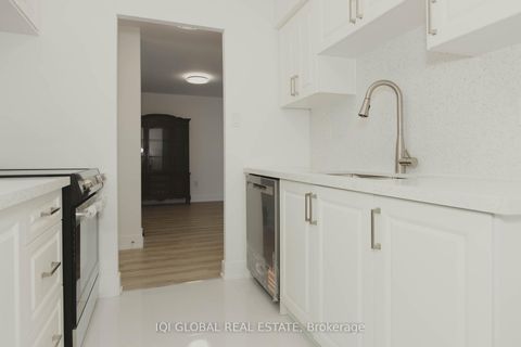 Photo 3 at 1202 - 390 Dixon Road SE, The Westway, Toronto