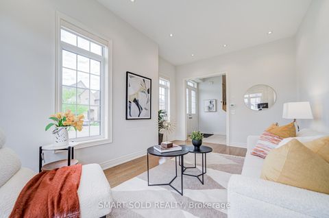 Photo 9 at 238 Hartwell Way, Bayview Northeast, Aurora