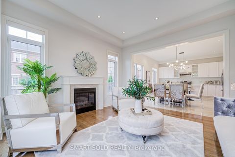 Photo 17 at 238 Hartwell Way, Bayview Northeast, Aurora
