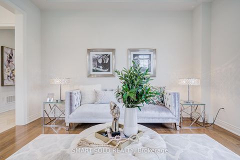 Photo 18 at 238 Hartwell Way, Bayview Northeast, Aurora