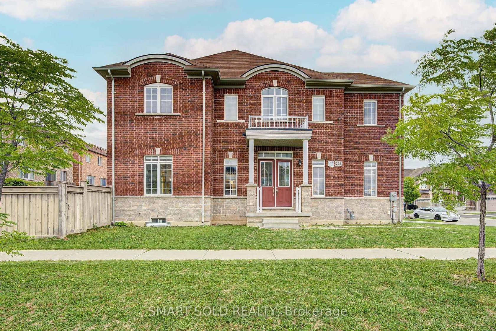 238 Hartwell Way, Bayview Northeast, Aurora 