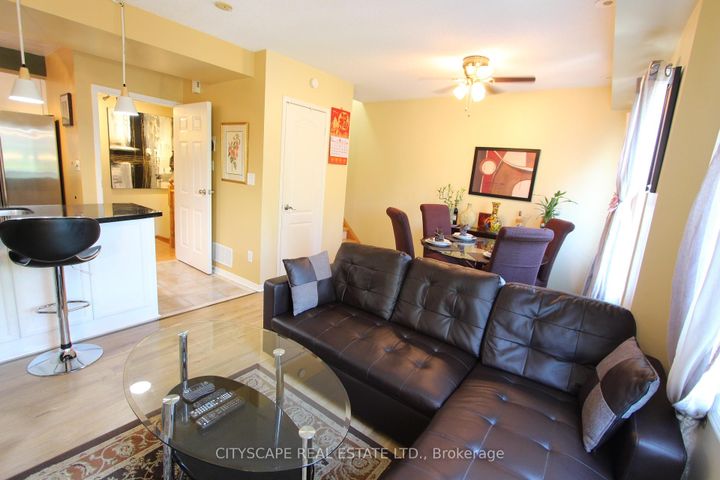 Photo 6 at #7 - 3055 Elmcreek Road, Cooksville, Mississauga