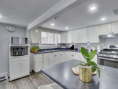 Photo 22 at 107 Livingstone Avenue, Belgravia, Toronto