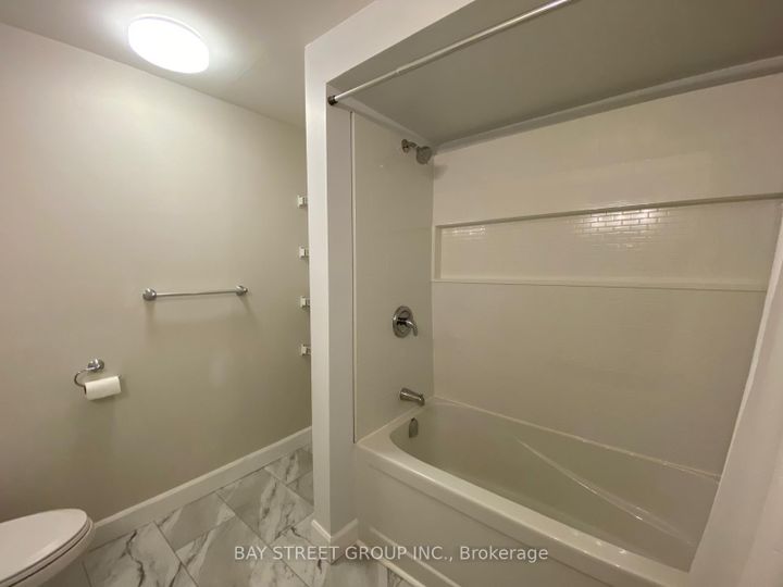 Photo 18 at 28 - 2200 Glenwood School Drive, Freeman, Burlington