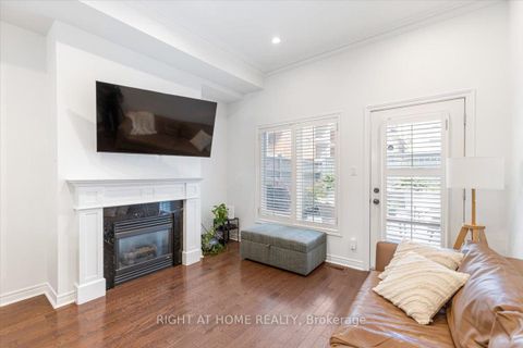 Photo 5 at 3 Joseph Salsberg Lane, Niagara, Toronto