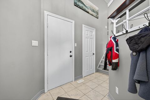 Photo 2 at 2 Hadley Court, Bayview Wellington, Aurora