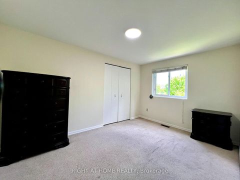 Photo 16 at 43 - 286 Sprucewood Court, L'Amoreaux, Toronto