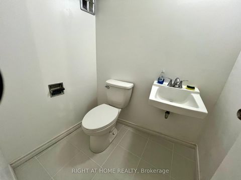 Photo 19 at 43 - 286 Sprucewood Court, L'Amoreaux, Toronto