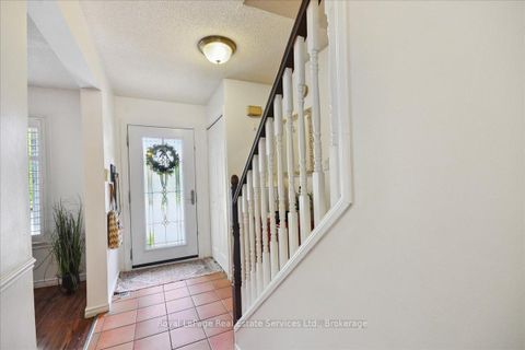Photo 3 at 2248 MacLennan Drive, RO River Oaks, Oakville