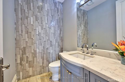 Photo 9 at 120 Homewood Avenue, Newtonbrook West, Toronto