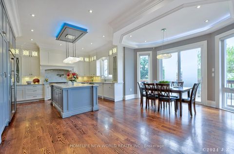 Photo 14 at 120 Homewood Avenue, Newtonbrook West, Toronto