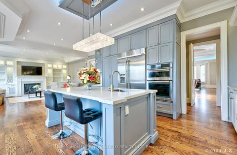 Photo 16 at 120 Homewood Avenue, Newtonbrook West, Toronto
