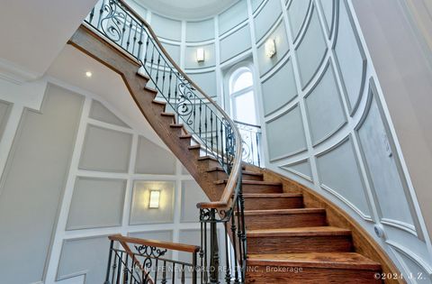 Photo 19 at 120 Homewood Avenue, Newtonbrook West, Toronto