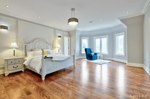 Photo 22 at 120 Homewood Avenue, Newtonbrook West, Toronto