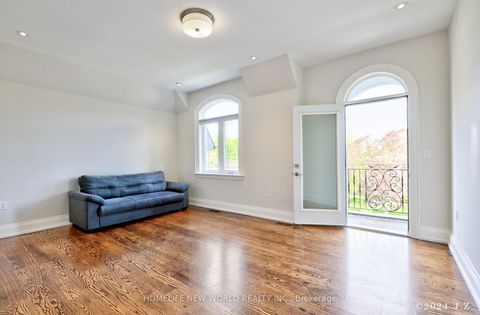 Photo 31 at 120 Homewood Avenue, Newtonbrook West, Toronto