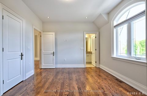 Photo 36 at 120 Homewood Avenue, Newtonbrook West, Toronto