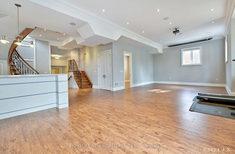 Photo 39 at 120 Homewood Avenue, Newtonbrook West, Toronto