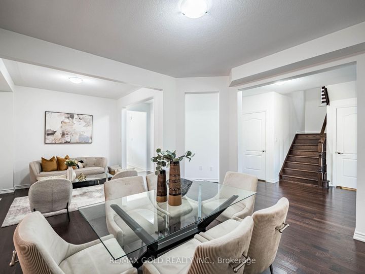 Photo 10 at 74 Bucksaw Street, Northwest Brampton, Brampton