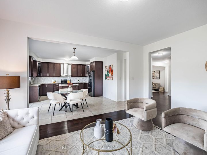 Photo 13 at 74 Bucksaw Street, Northwest Brampton, Brampton