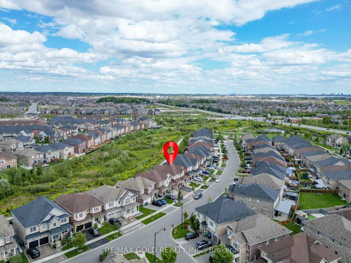 Photo 45 at 74 Bucksaw Street, Northwest Brampton, Brampton