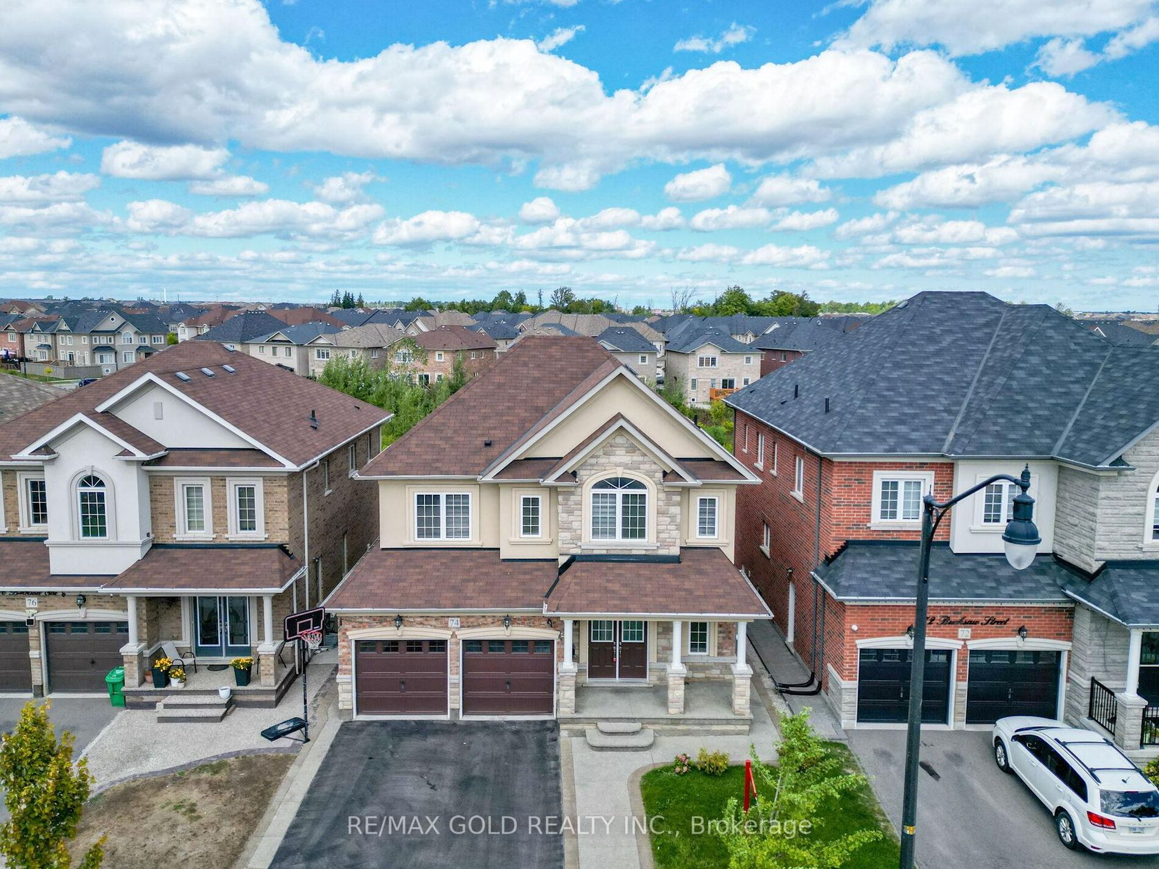 74 Bucksaw Street, Northwest Brampton, Brampton 2