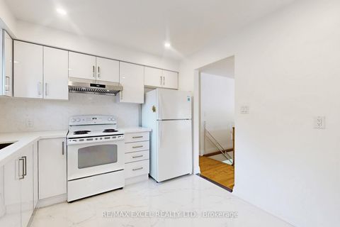 Photo 11 at 195 Roywood Drive, Donalda, Toronto