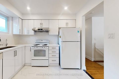 Photo 14 at 195 Roywood Drive, Donalda, Toronto