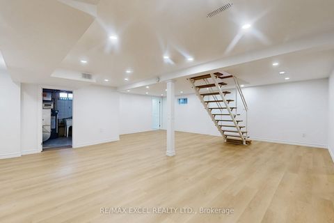 Photo 33 at 195 Roywood Drive, Donalda, Toronto
