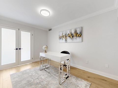 Photo 19 at 717 - 20 Harding Boulevard W, North Richvale, Richmond Hill