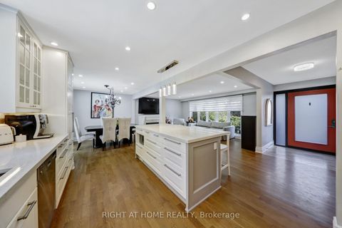 Photo 14 at 8 Hillavon Drive, Rosethorn, Toronto