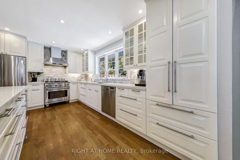 Photo 19 at 8 Hillavon Drive, Rosethorn, Toronto