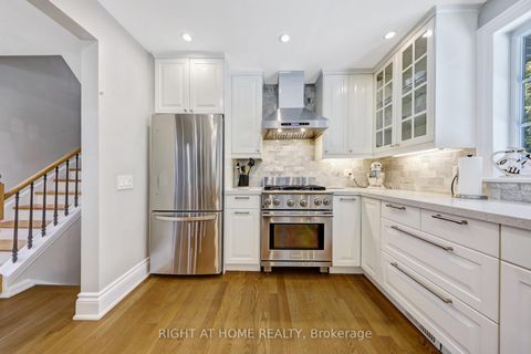Photo 20 at 8 Hillavon Drive, Rosethorn, Toronto