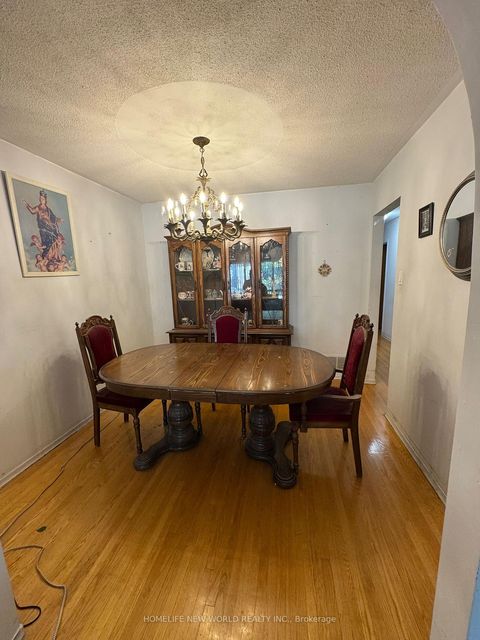 Photo 7 at 5 Pindar Crescent, Pleasant View, Toronto