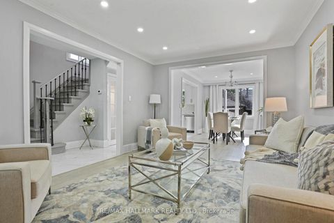 Photo 8 at 90A Bicknell Avenue, Eglinton West, Toronto