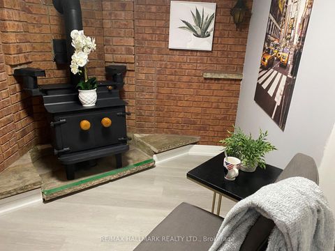 Photo 28 at 90A Bicknell Avenue, Eglinton West, Toronto